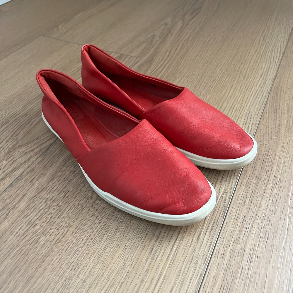 Ecco Women's Simpil Loafers in Chili Red, Leather Slip On Shoes US 9 EU 40